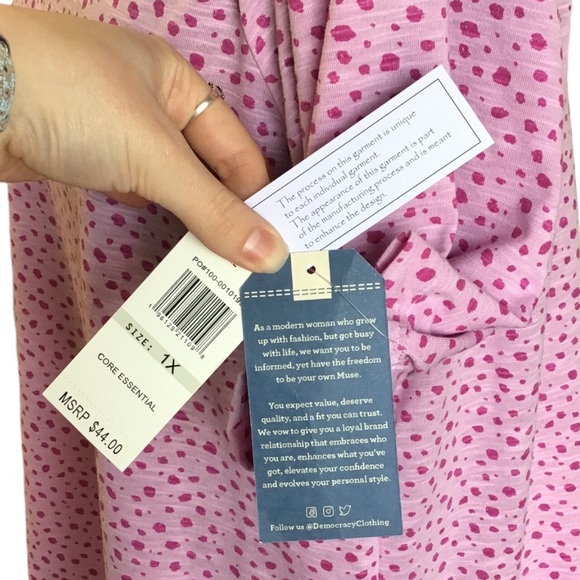 Democracy Puffed Sleeved Tee Shirt - Picture 2 of 7